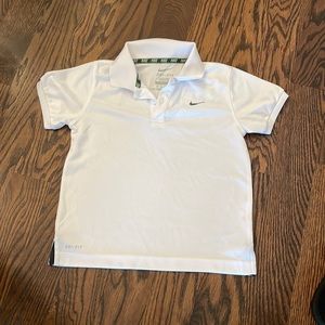 Nike boys polo size 7 never worn